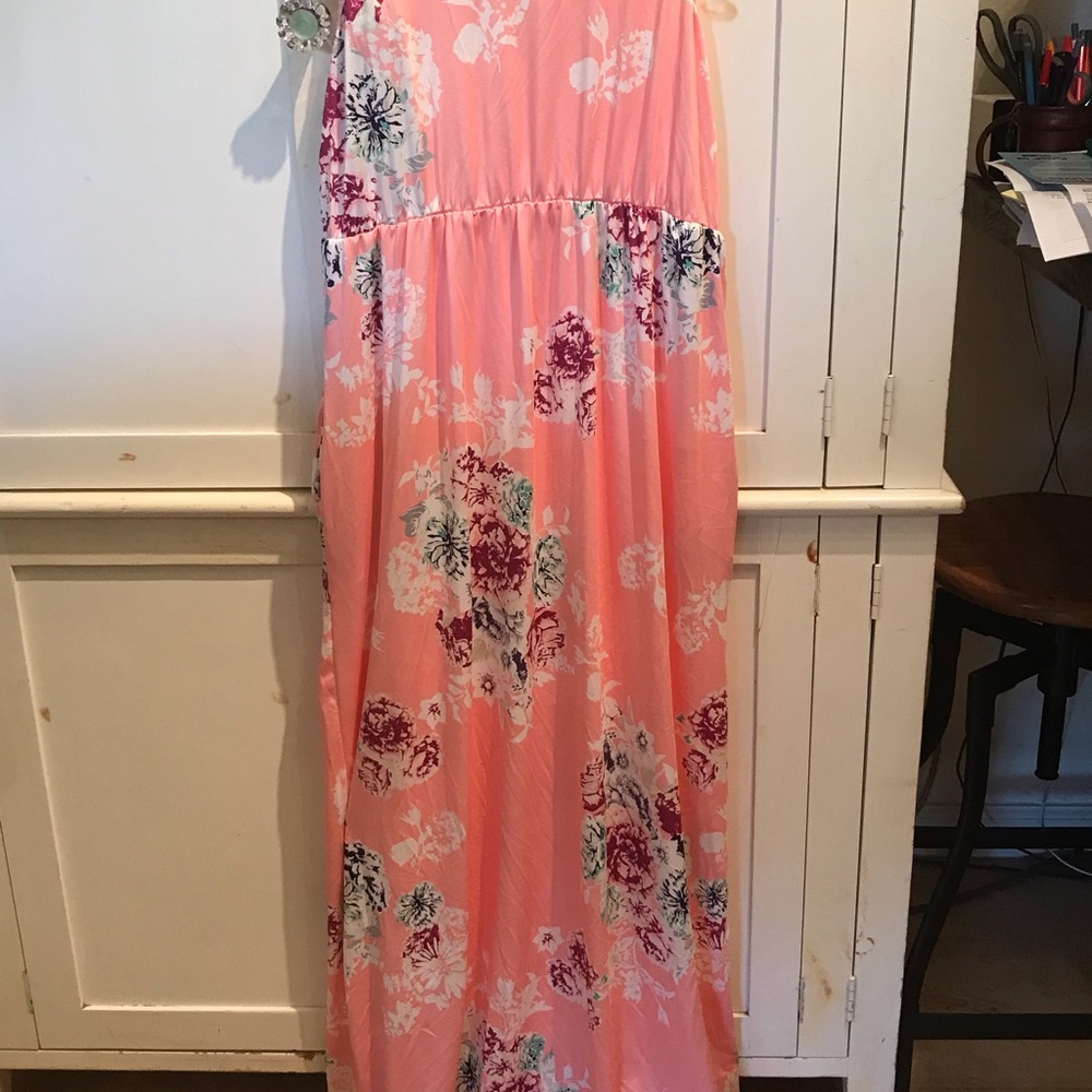 BRAND NEW XL FLORAL DRESS